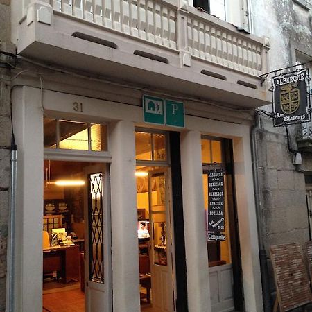 Albergue Los Blasones Sarria Exterior foto